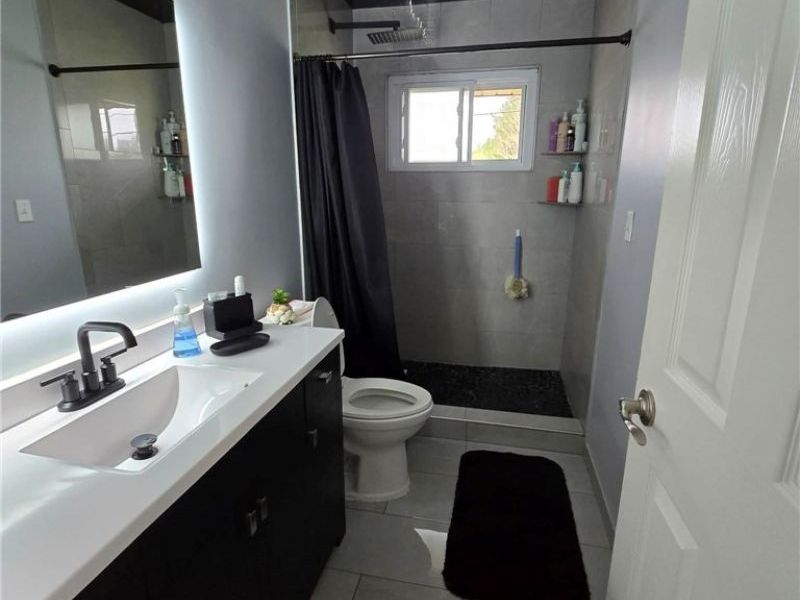 1228 Sarkies Drive NE, Warren, OH 44483 Photo 17