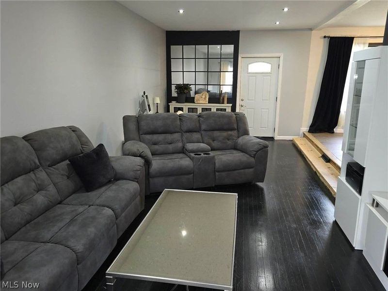 1228 Sarkies Drive NE, Warren, OH 44483 Photo 5