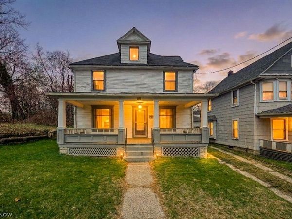 62 N Balch Street, Akron, OH 44303