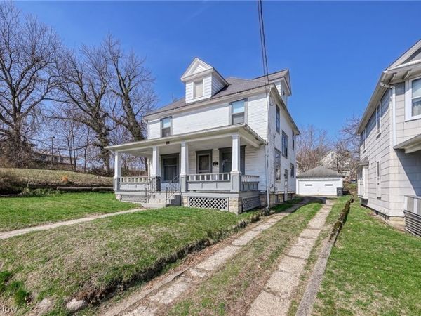 62 N Balch Street, Akron, OH 44303