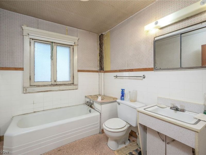 62 N Balch Street, Akron, OH 44303 Photo 17