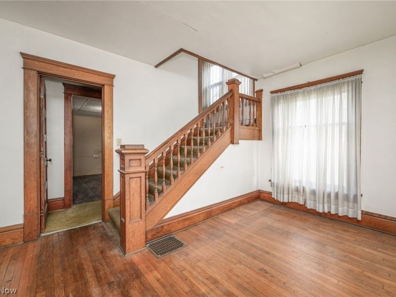 62 N Balch Street, Akron, OH 44303 Photo 4