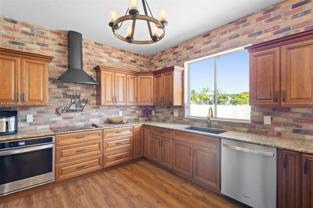 17900 SW 4th Ct , Pembroke Pines, FL 33029 Photo