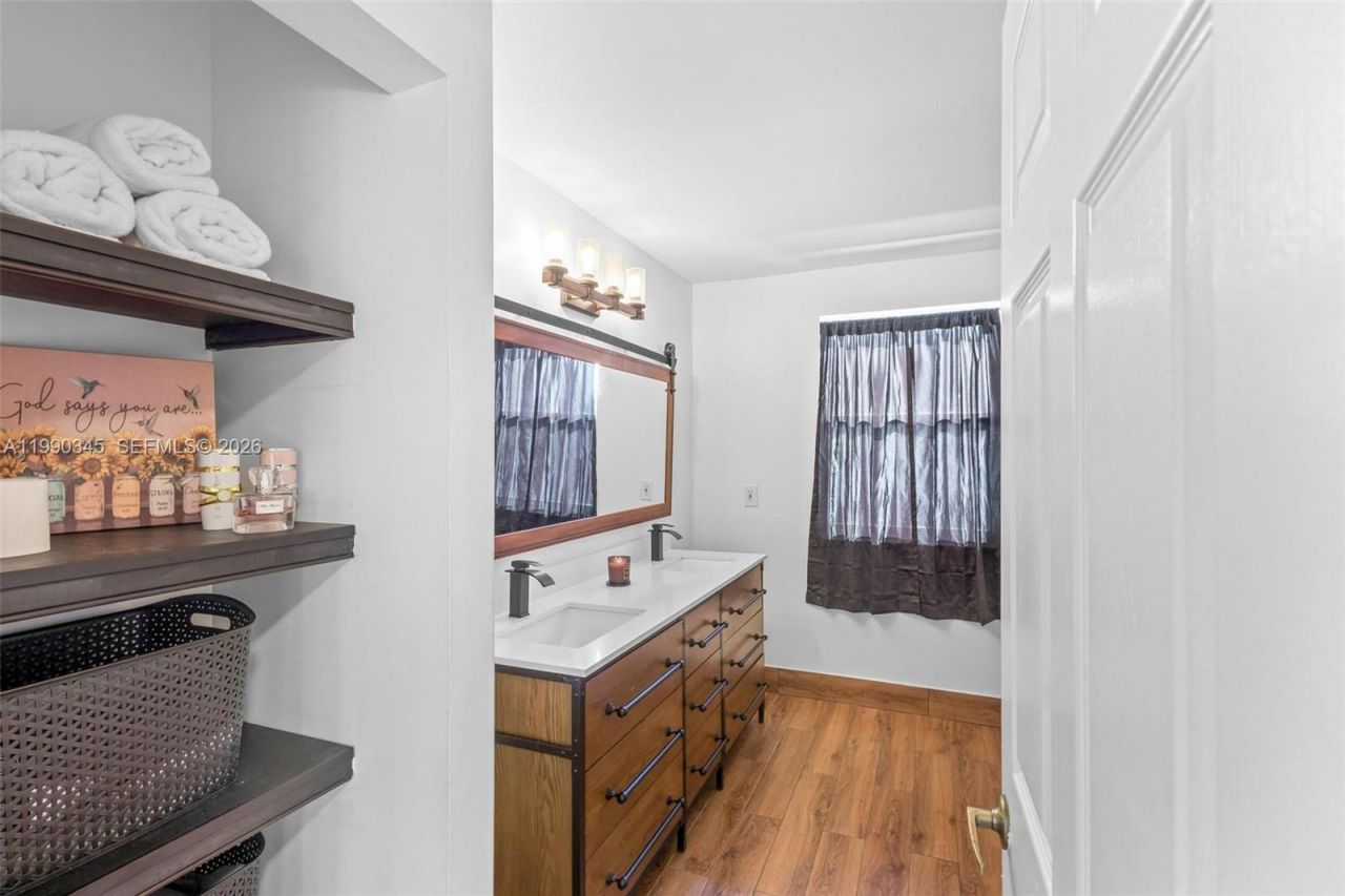 17900 SW 4th Ct, Pembroke Pines, FL 33029 Photo