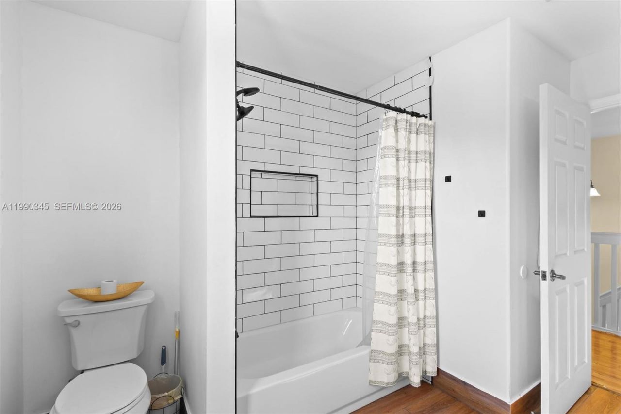 17900 SW 4th Ct , Pembroke Pines, FL 33029 Photo