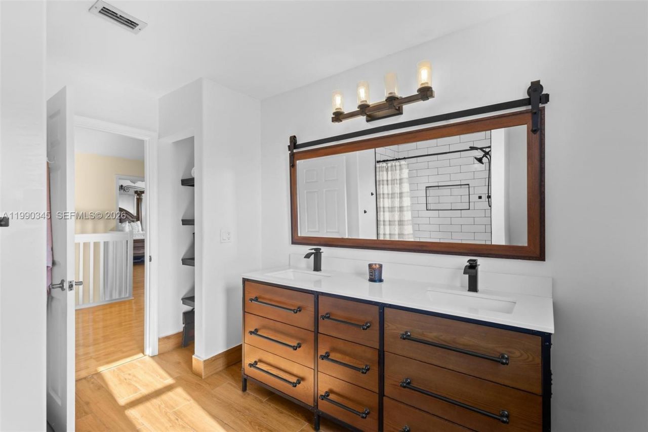 17900 SW 4th Ct , Pembroke Pines, FL 33029 Photo