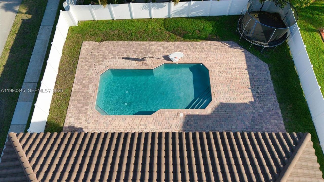 17900 SW 4th Ct , Pembroke Pines, FL 33029 Photo