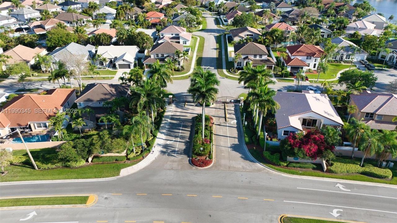 17900 SW 4th Ct , Pembroke Pines, FL 33029 Photo