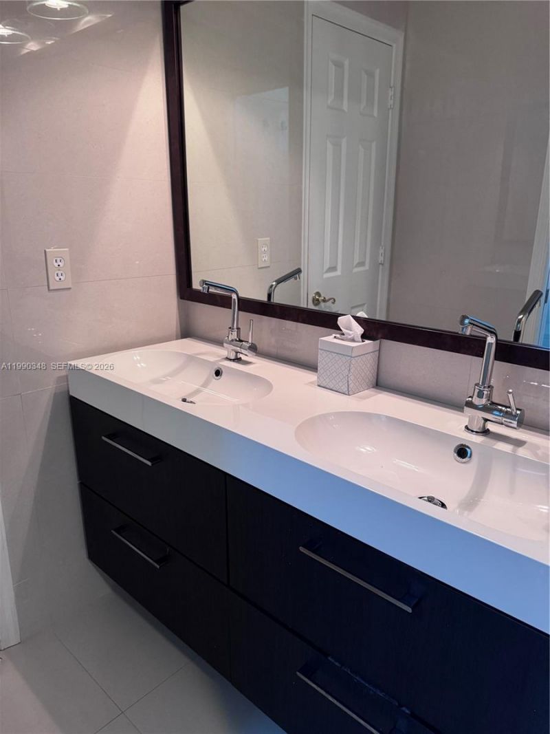 219 Landings Blvd , Weston, FL 33327 Photo