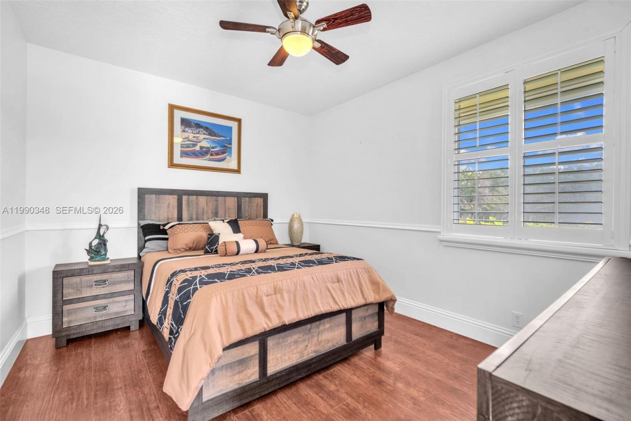 219 Landings Blvd , Weston, FL 33327 Photo