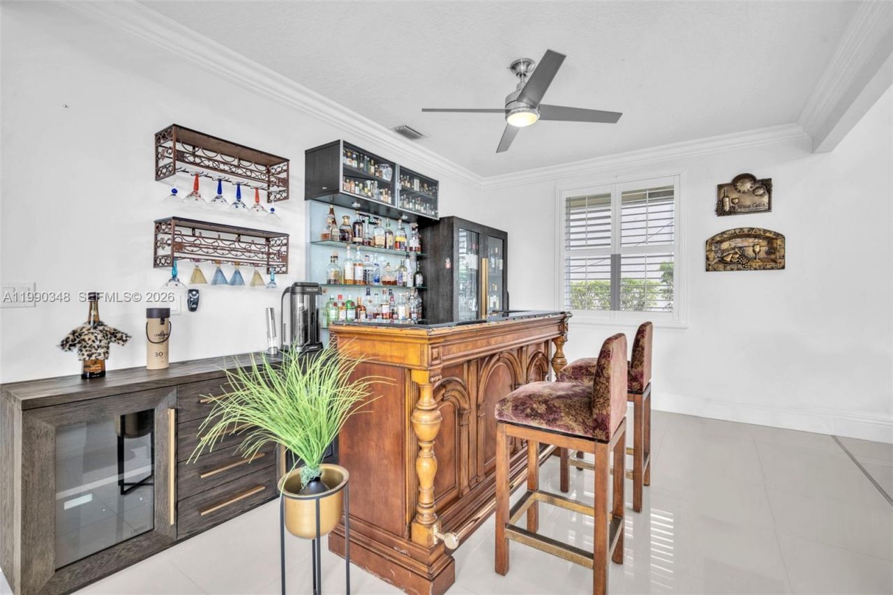 219 Landings Blvd , Weston, FL 33327 Photo