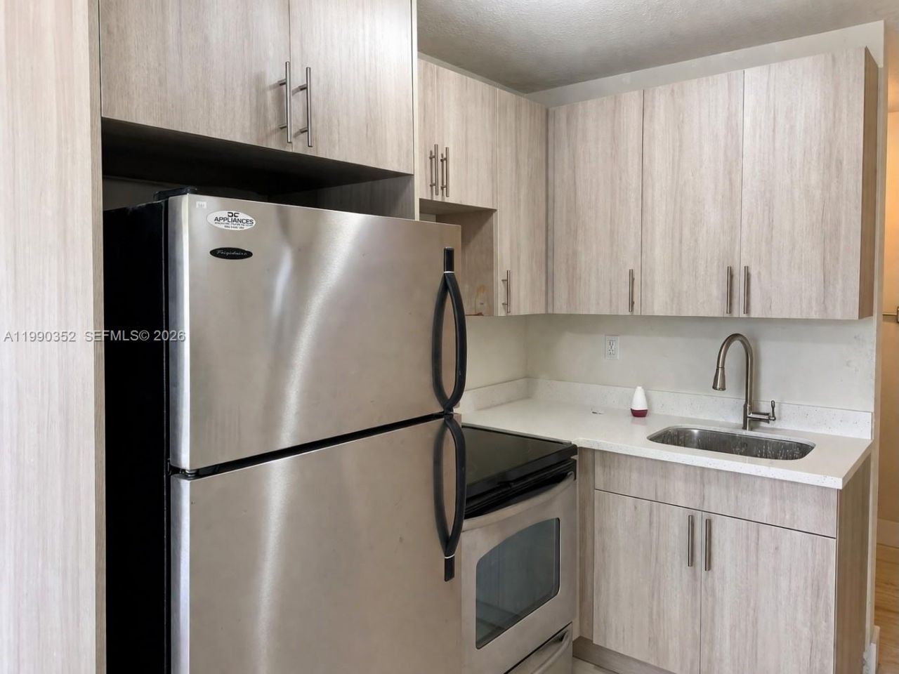 2950 NW 7th Ct, Fort Lauderdale, FL 33311 Photo