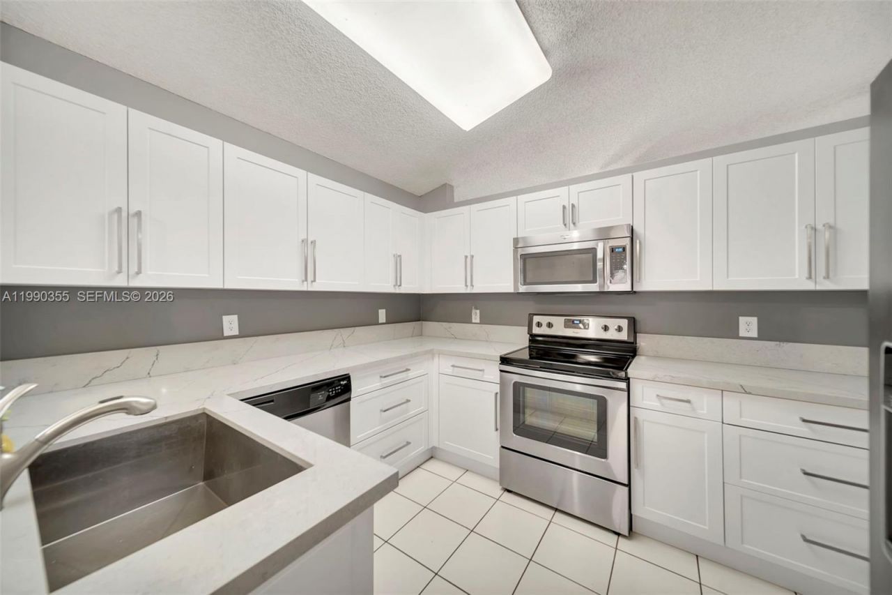 14721 Vista Verdi Rd , Davie, FL 33325 Photo