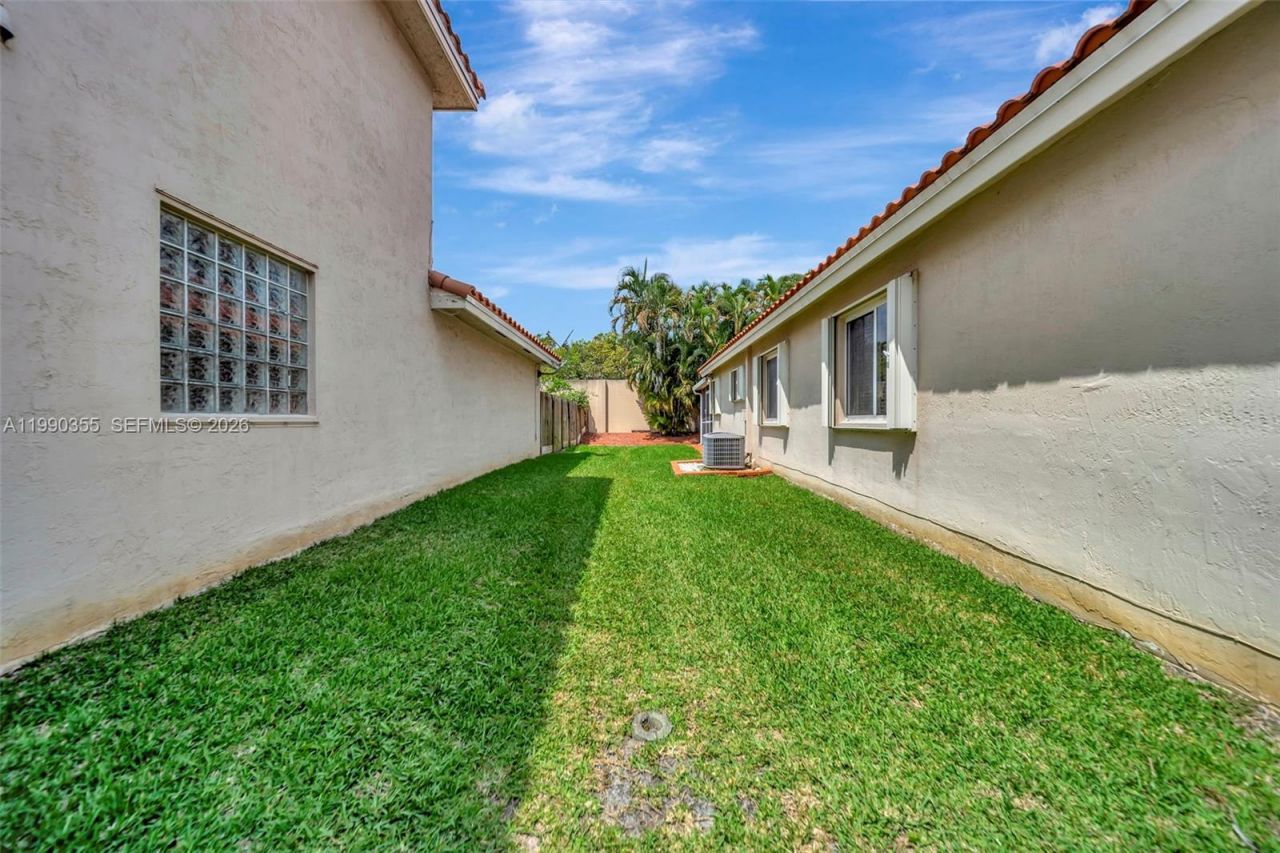 14721 Vista Verdi Rd , Davie, FL 33325 Photo