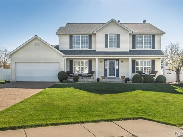 1961 Hedge Drive, O'Fallon, MO 63366