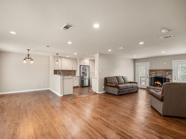 936 N Buckner Boulevard, Dallas, TX 75218