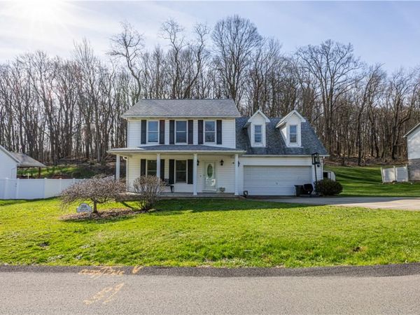 206 Hague Ln, Uniontown, PA 15401