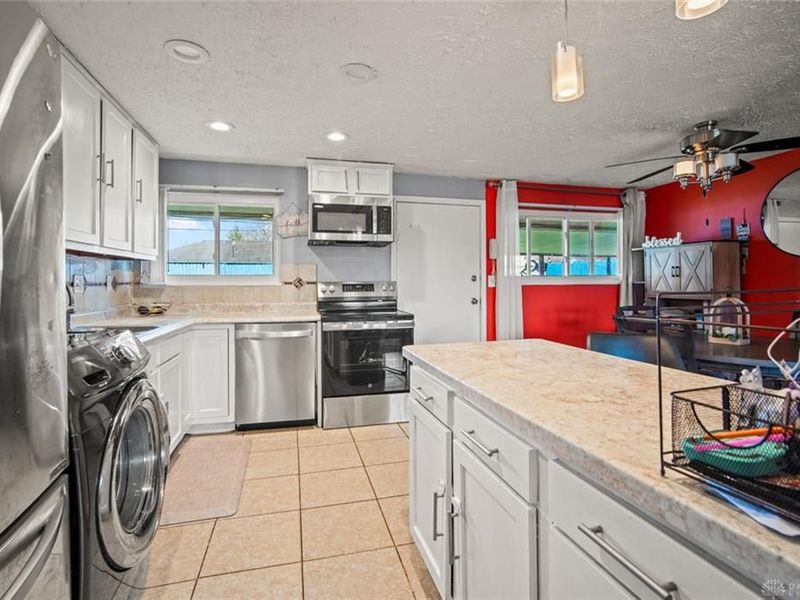 2183 Los Arrow Drive, Dayton, OH 45439 Photo 12