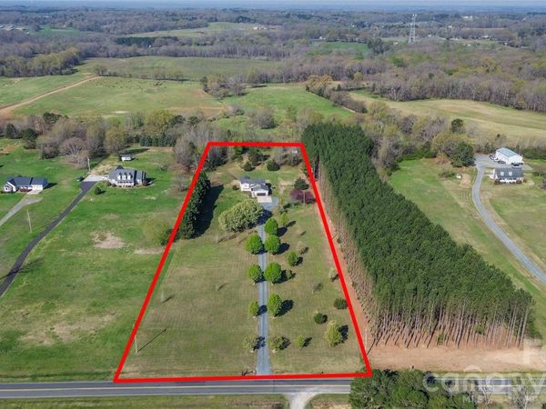 8407 Harvell Road , Stanfield, NC 28163