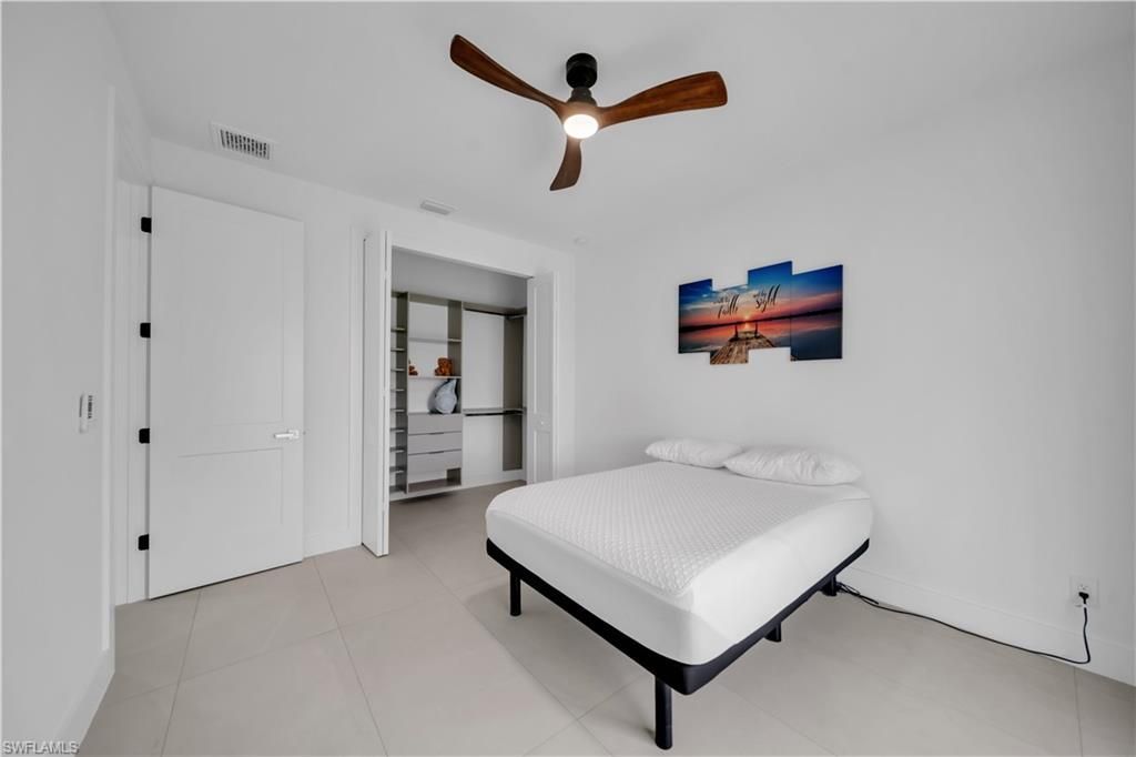 1913 NE 34th Ter , Cape Coral, FL 33909 Photo