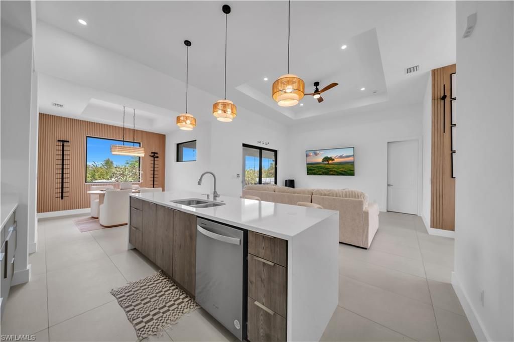 1913 NE 34th Ter, Cape Coral, FL 33909 Photo