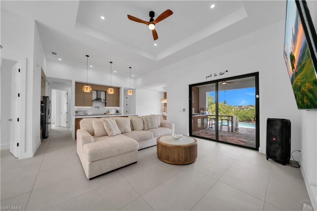 1913 NE 34th Ter, Cape Coral, FL 33909 Photo