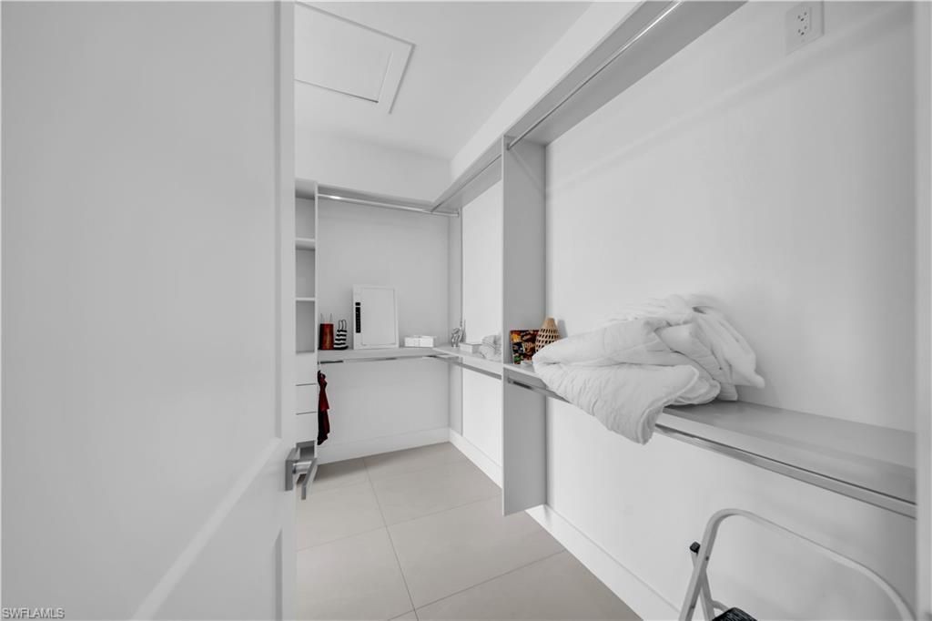 1913 NE 34th Ter , Cape Coral, FL 33909 Photo