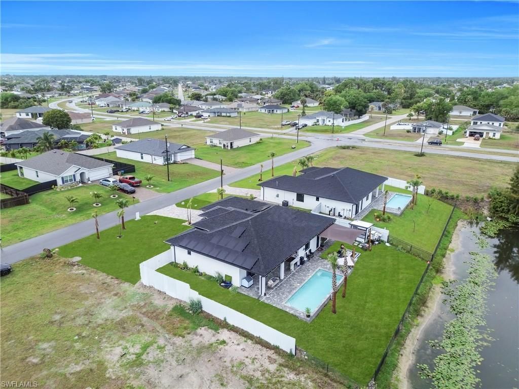 1913 NE 34th Ter, Cape Coral, FL 33909 Photo