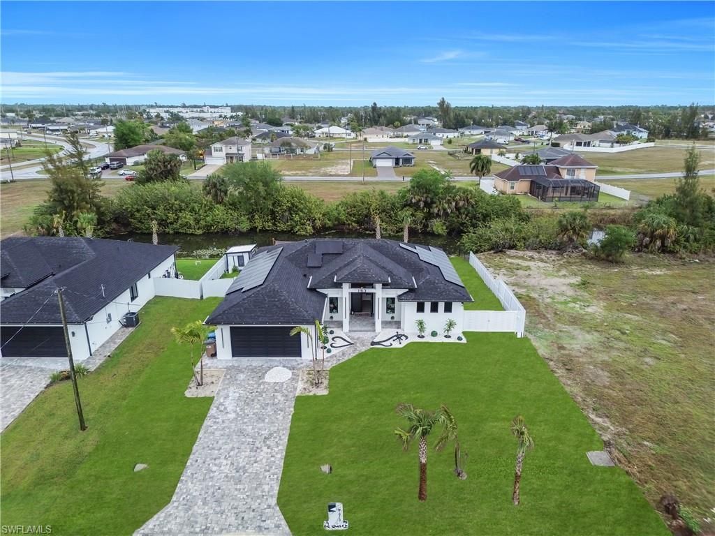 1913 NE 34th Ter, Cape Coral, FL 33909 Photo