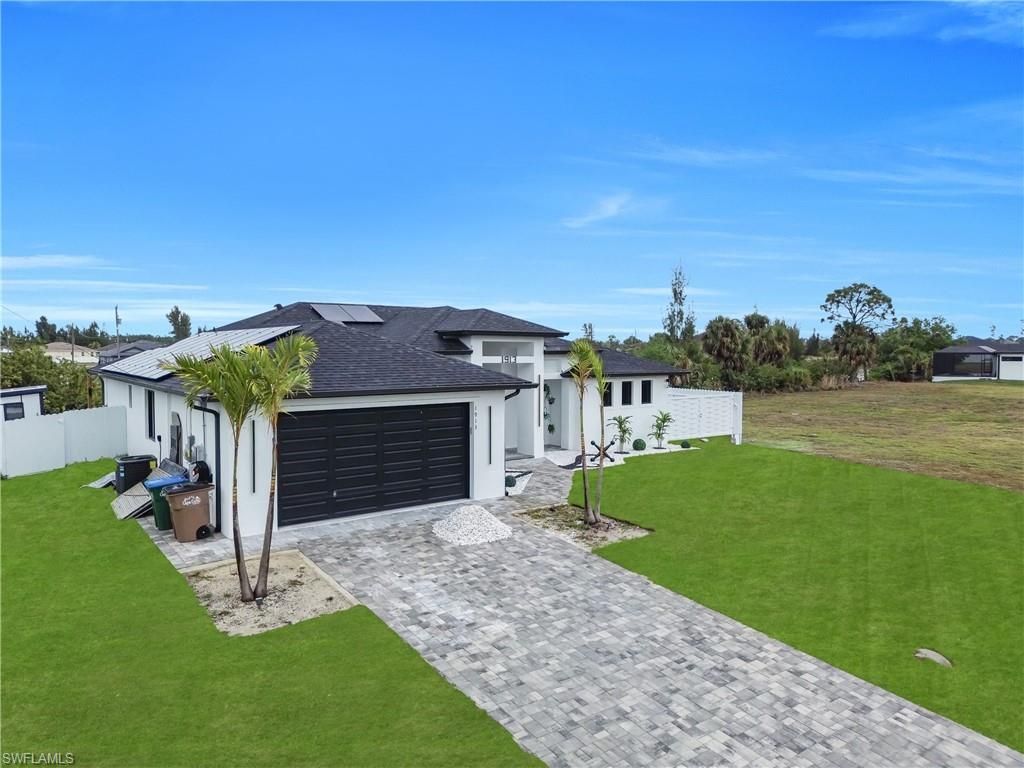 1913 NE 34th Ter, Cape Coral, FL 33909 Photo