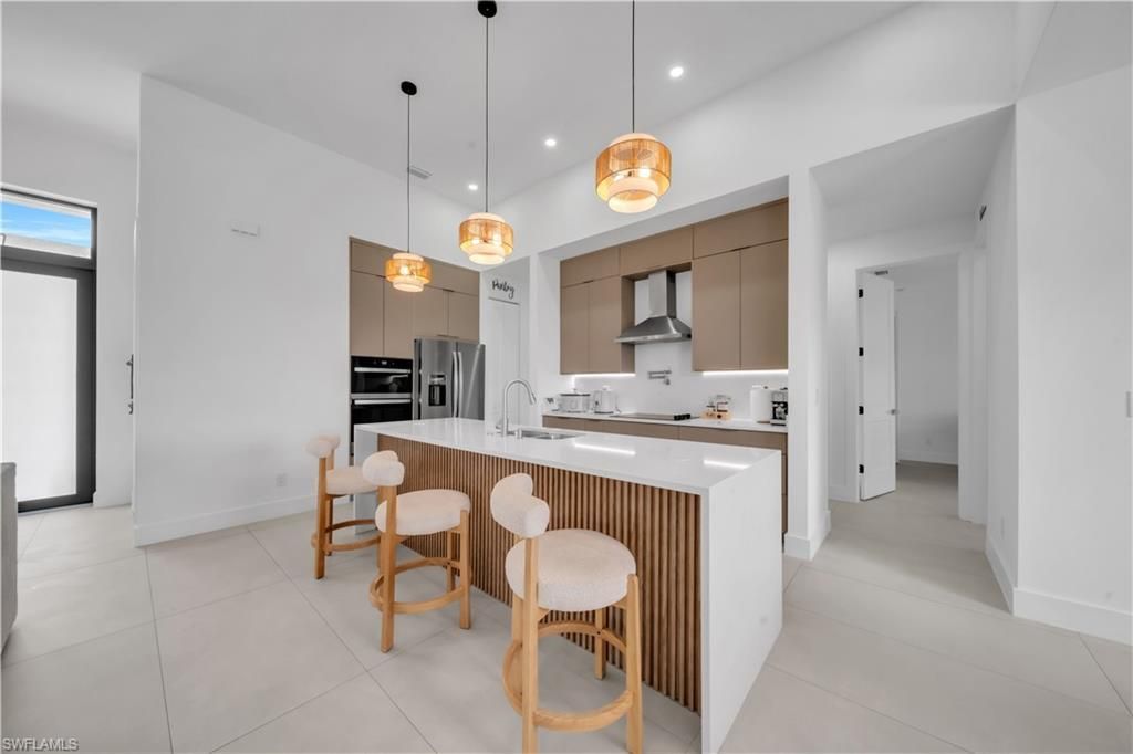 1913 NE 34th Ter , Cape Coral, FL 33909 Photo