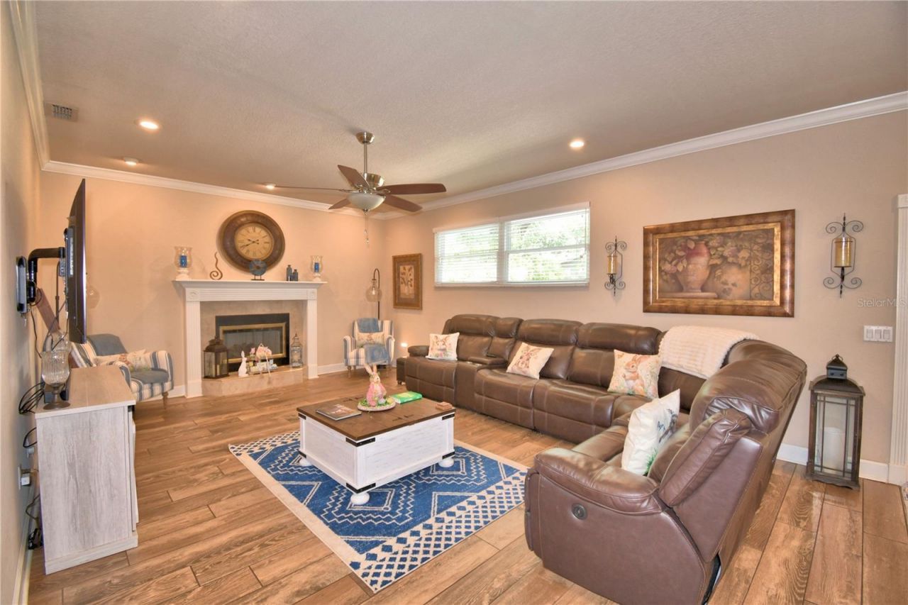 2000 Lake Ariana Boulevard , Auburndale, FL 33823 Photo