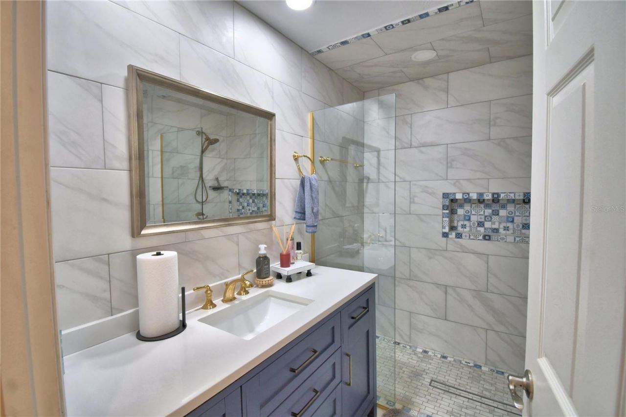 2000 Lake Ariana Boulevard , Auburndale, FL 33823 Photo