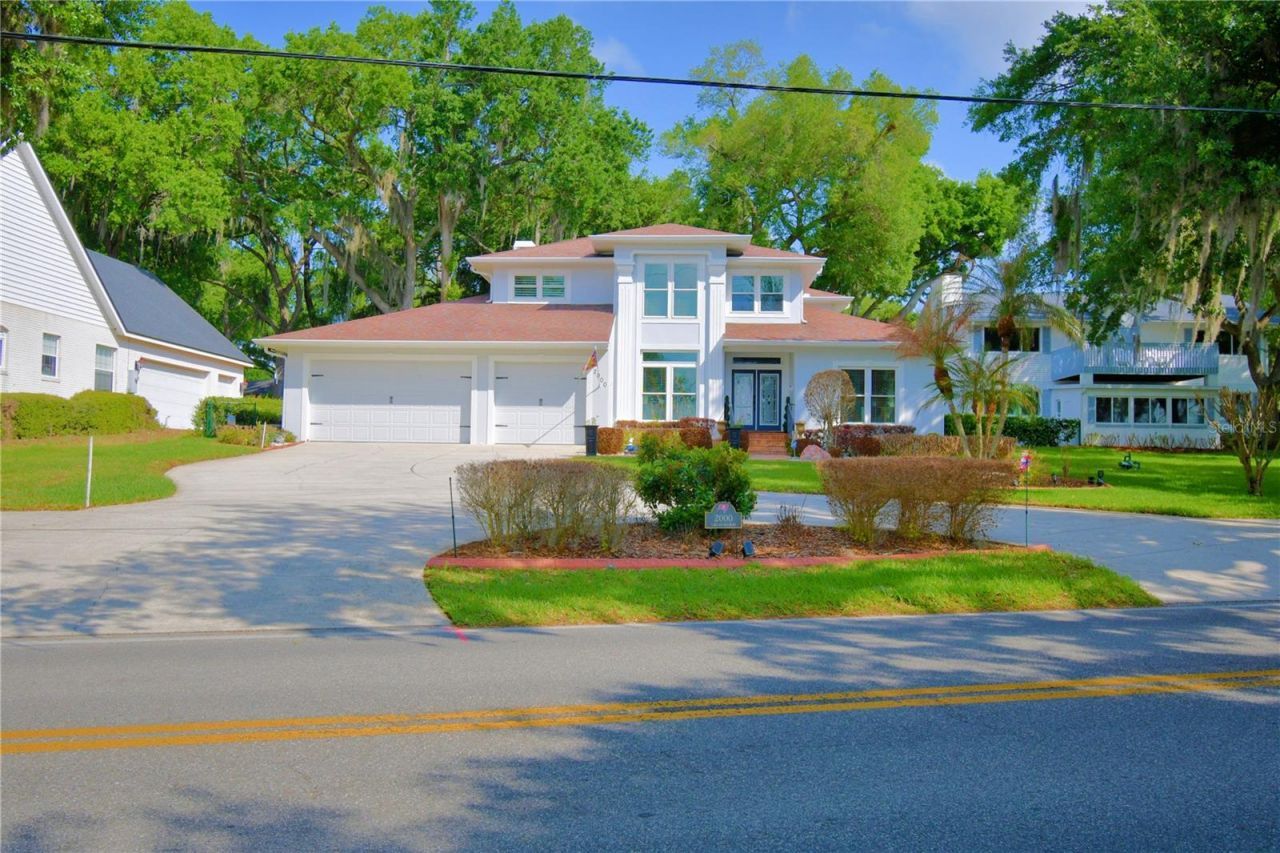 2000 Lake Ariana Boulevard , Auburndale, FL 33823 Photo