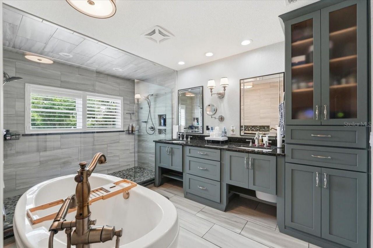 2000 Lake Ariana Boulevard , Auburndale, FL 33823 Photo