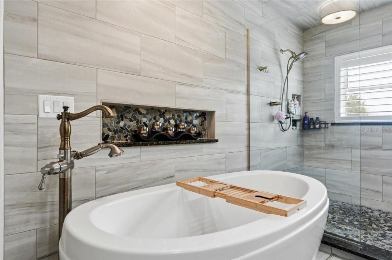 2000 Lake Ariana Boulevard , Auburndale, FL 33823 Photo