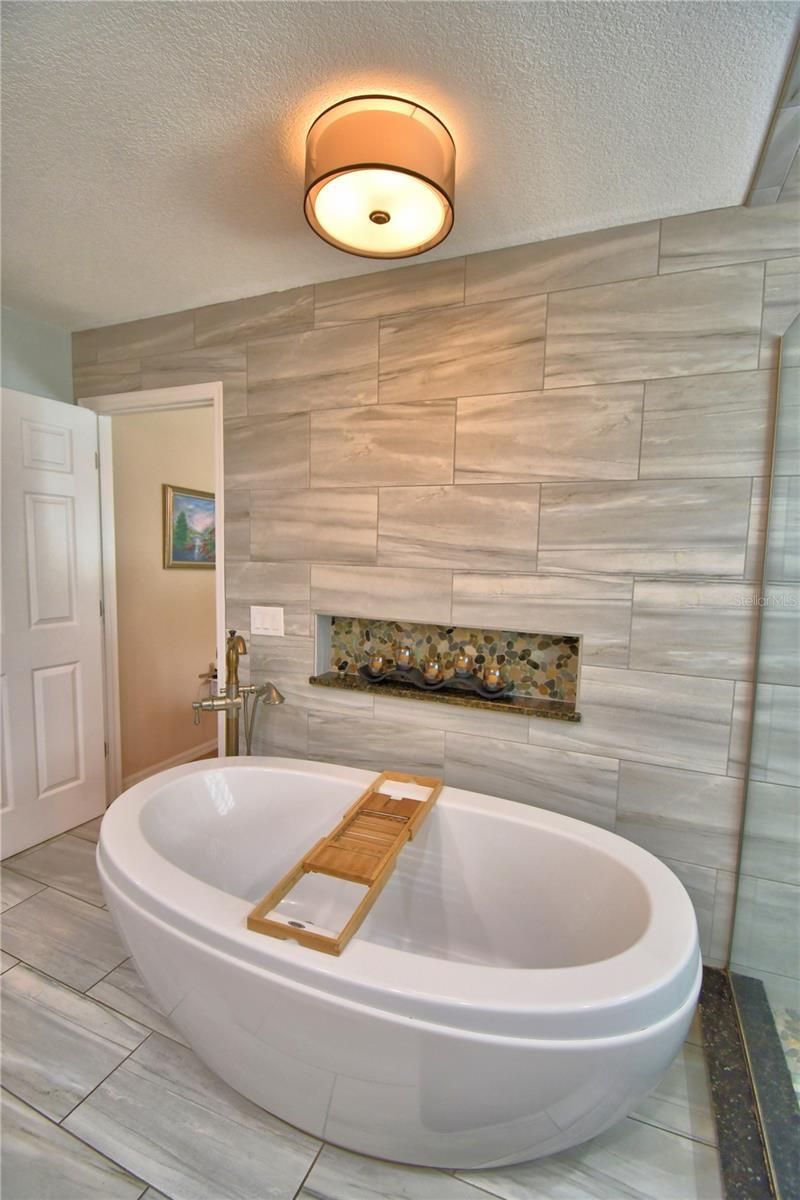 2000 Lake Ariana Boulevard , Auburndale, FL 33823 Photo