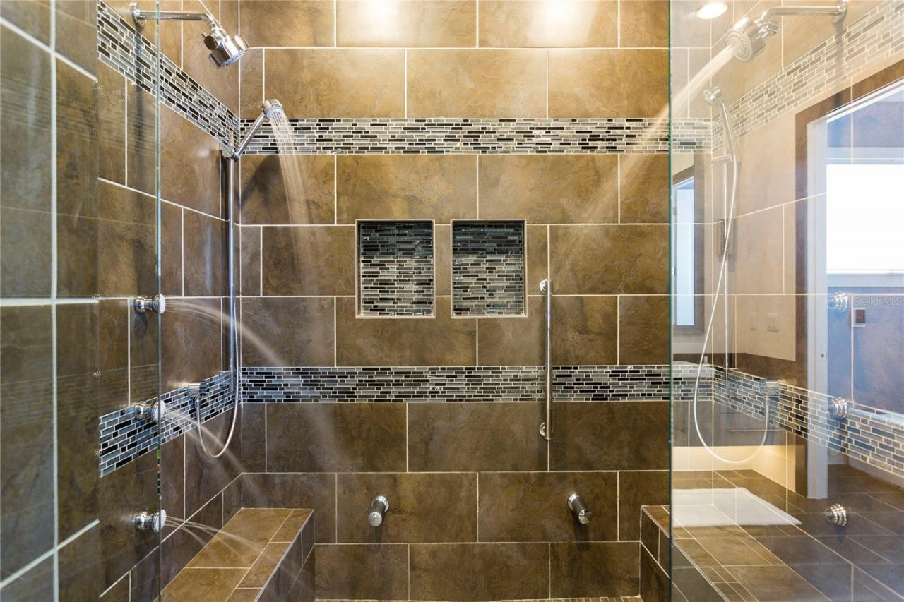 905 Golden Bear Drive, Reunion, FL 34747 Photo