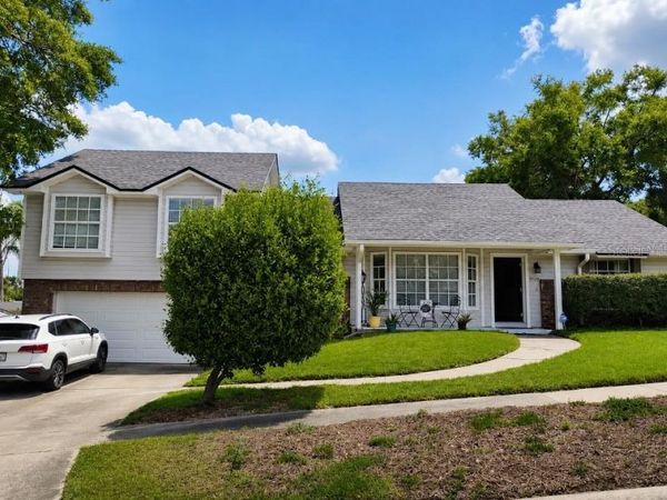 9120 QUEEN ELIZABETH COURT, ORLANDO, FL 32818