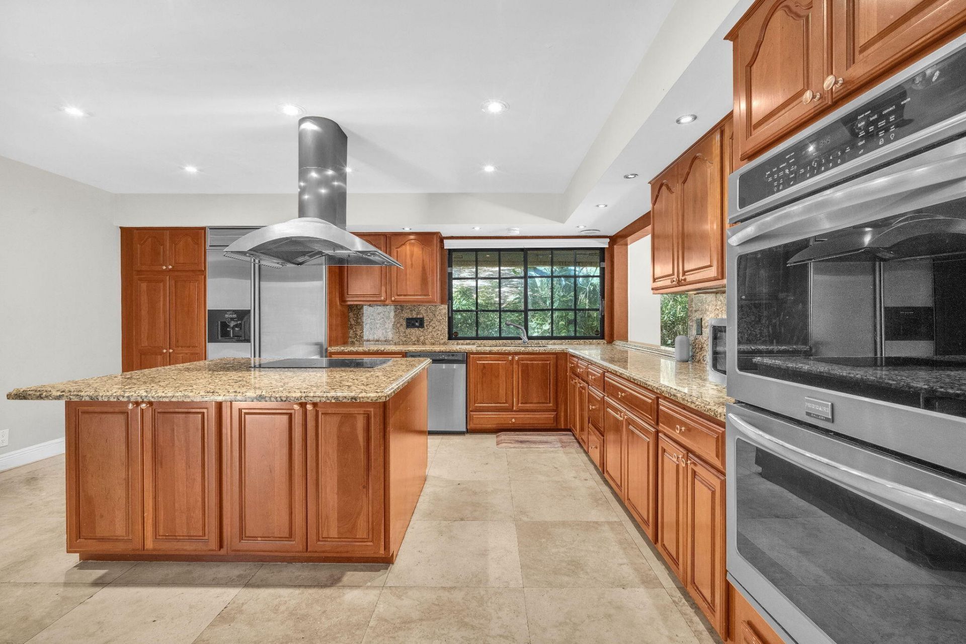 5820 SW 37th Terrace, Fort Lauderdale, FL 33312 Photo