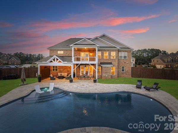 1053 Harlow's Crossing Drive , Matthews, NC 28104