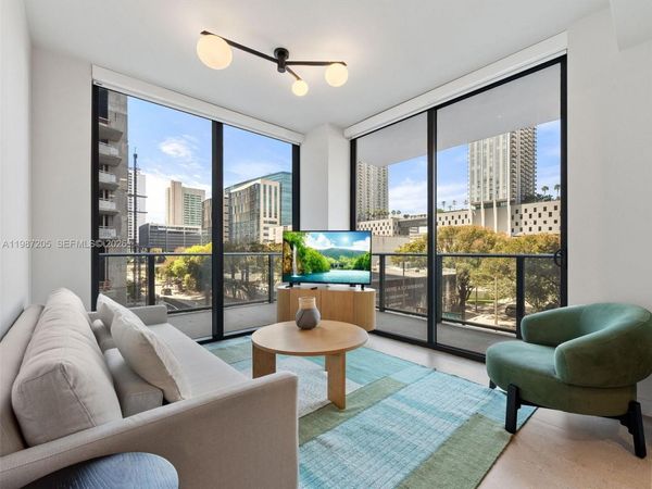 11 NE 6th St , Unit 301, Miami, FL 33132