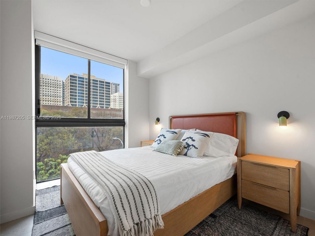 11 NE 6th St , Unit 301, Miami, FL 33132 Photo