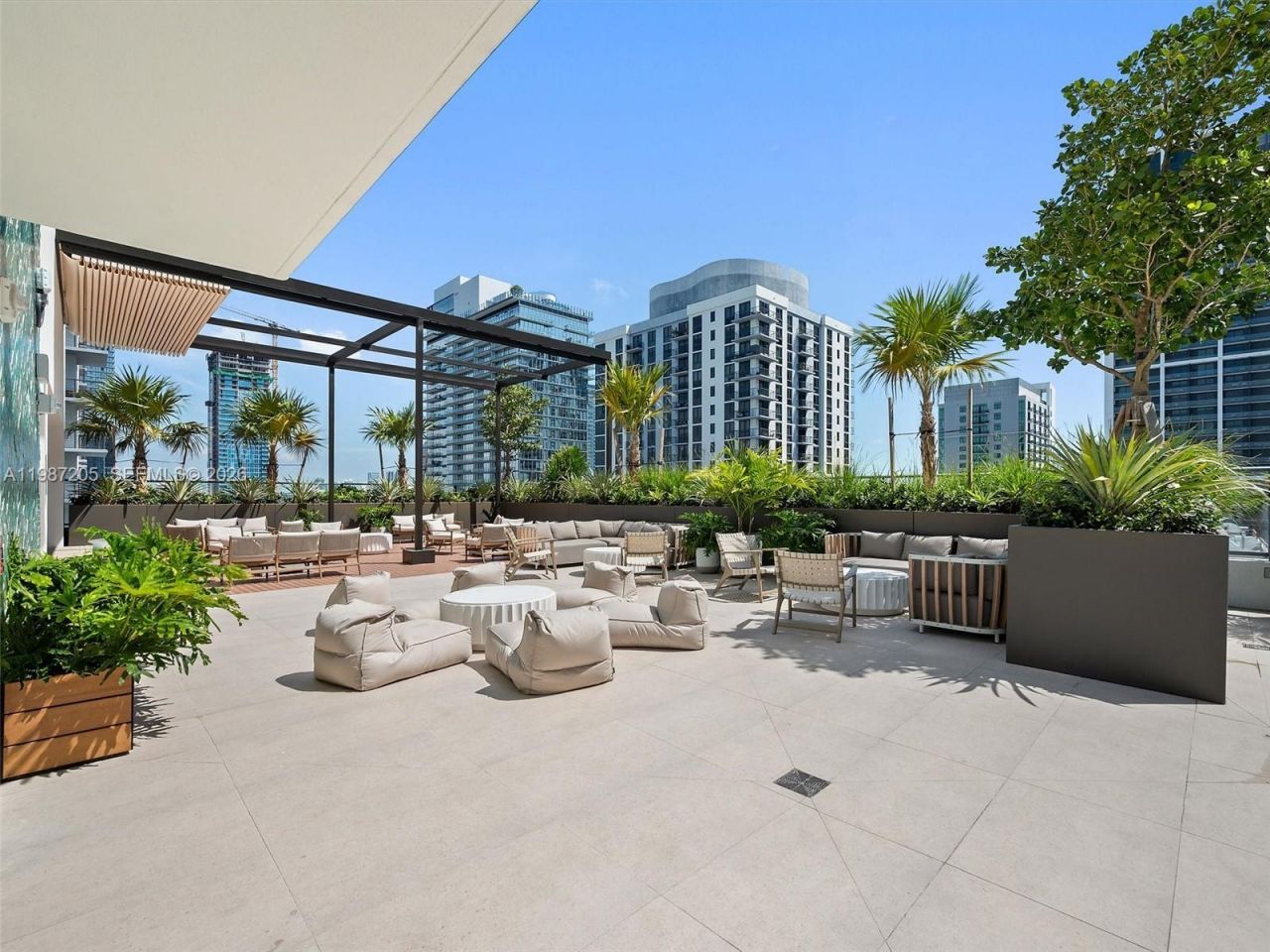 11 NE 6th St , Unit 301, Miami, FL 33132 Photo