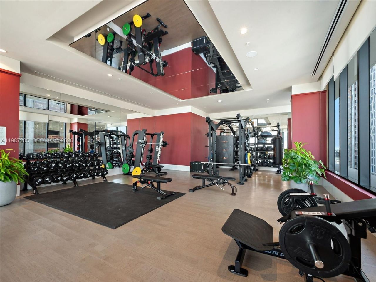 11 NE 6th St , Unit 301, Miami, FL 33132 Photo