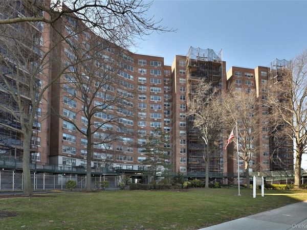 61-20 Grand Central Parkway, Unit A1204, Forest Hills, NY 11375