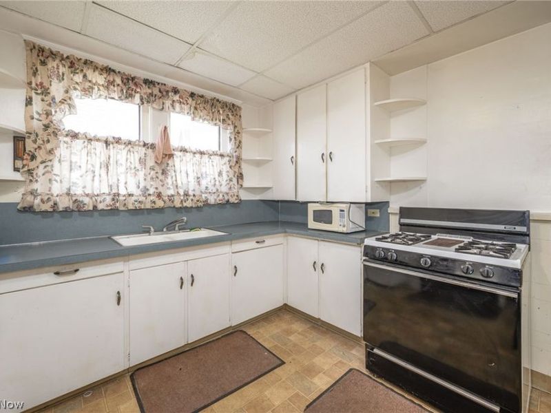 66 N Balch Street, Akron, OH 44303 Photo 11