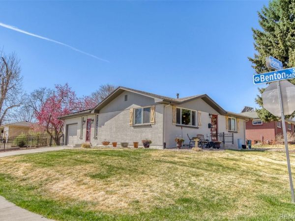 6594 Benton Circle, Arvada, CO 80003