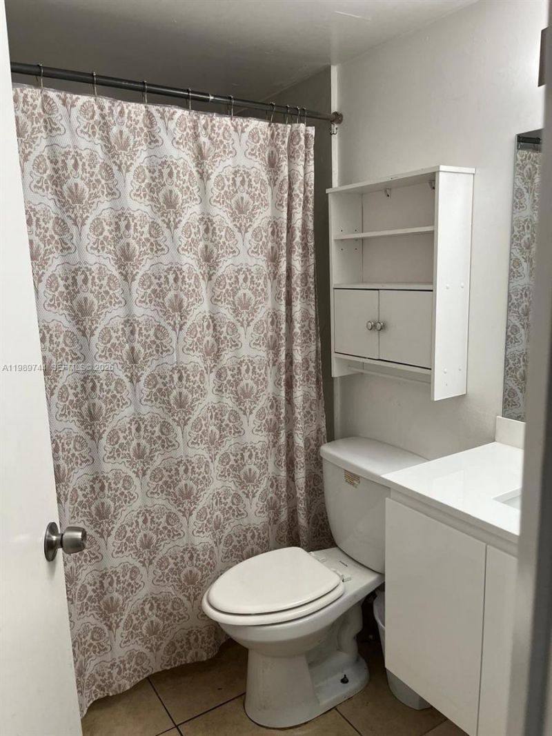 8761 Wiles Rd, Unit 206, Coral Springs, FL 33067 Photo