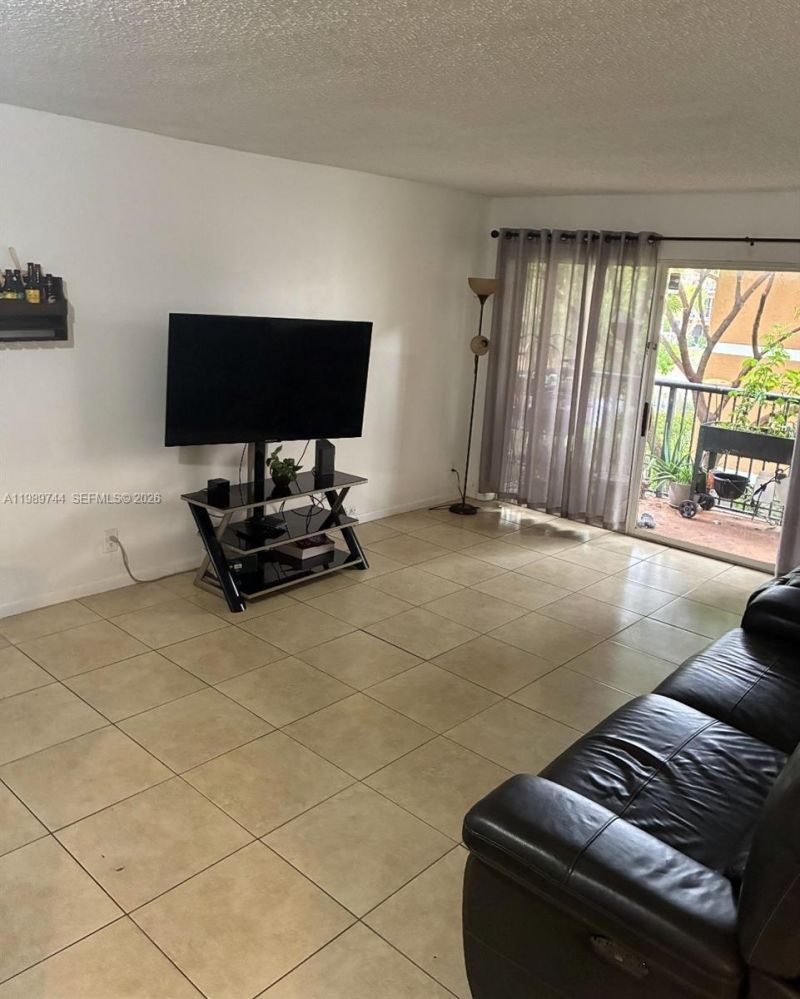 8761 Wiles Rd, Unit 206, Coral Springs, FL 33067 Photo